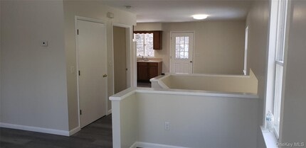 42 Upper Ferndale Rd in Liberty, NY - Building Photo - Building Photo