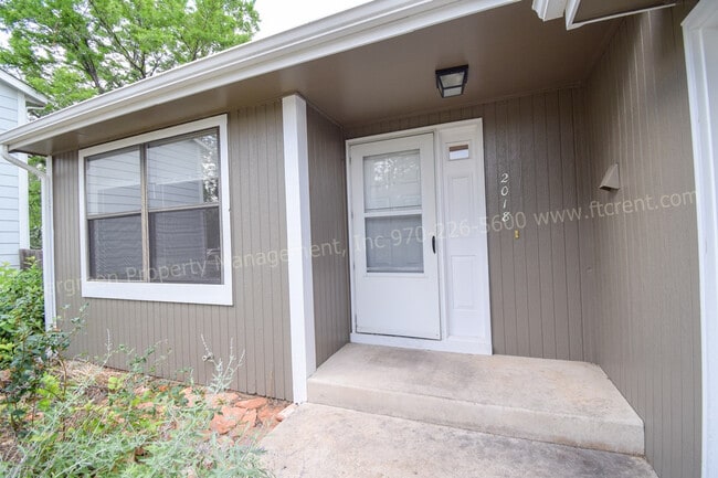 2018 Lexington Ct in Fort Collins, CO - Building Photo - Building Photo