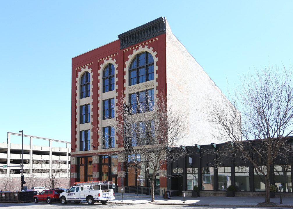 Meyer Raapke Flats in Omaha, NE - Building Photo