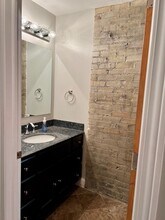 3222 N Humboldt Blvd, Unit Upper Front in Milwaukee, WI - Building Photo - Building Photo