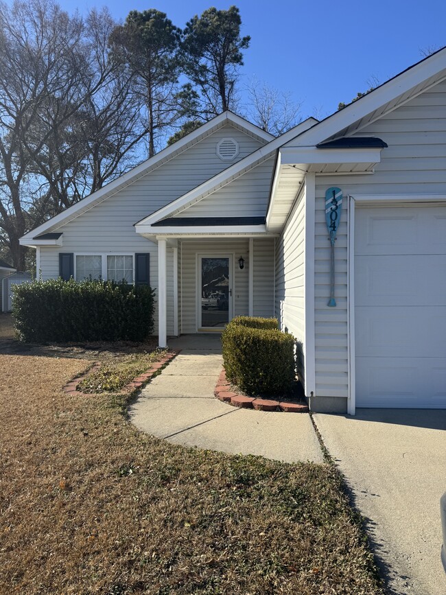 1304 Wyngate Dr in Greenville, NC - Building Photo - Building Photo