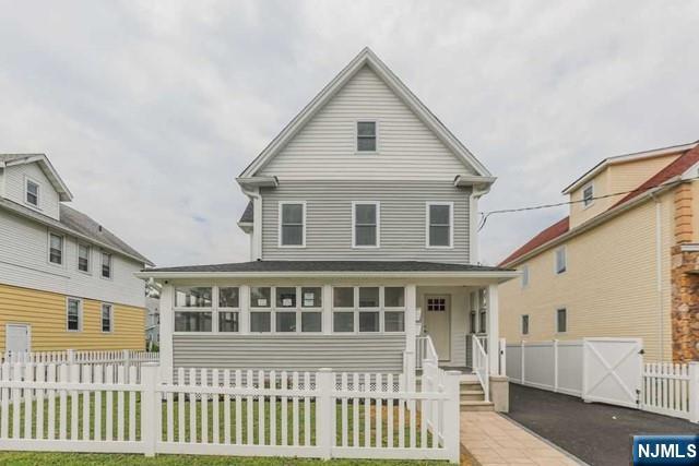 property at 24 Henry Pl