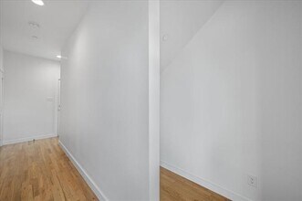 1715 Bennett Ave in Dallas, TX - Foto de edificio - Building Photo