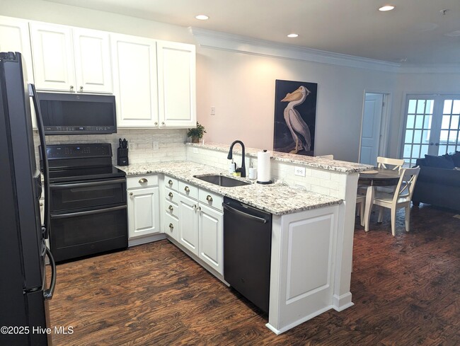 395 S Crow Creek Dr in Calabash, NC - Building Photo - Building Photo