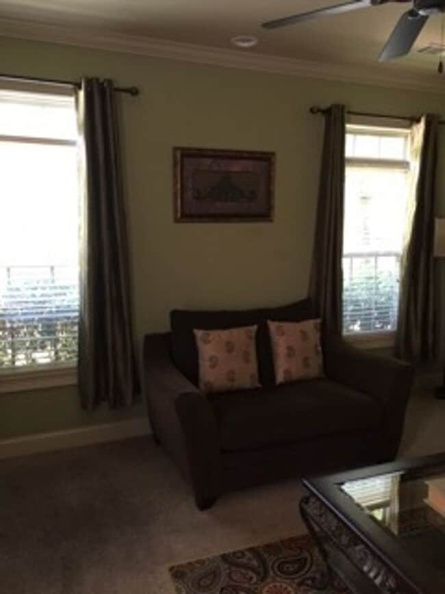 property at 1086 Runningvine Ln