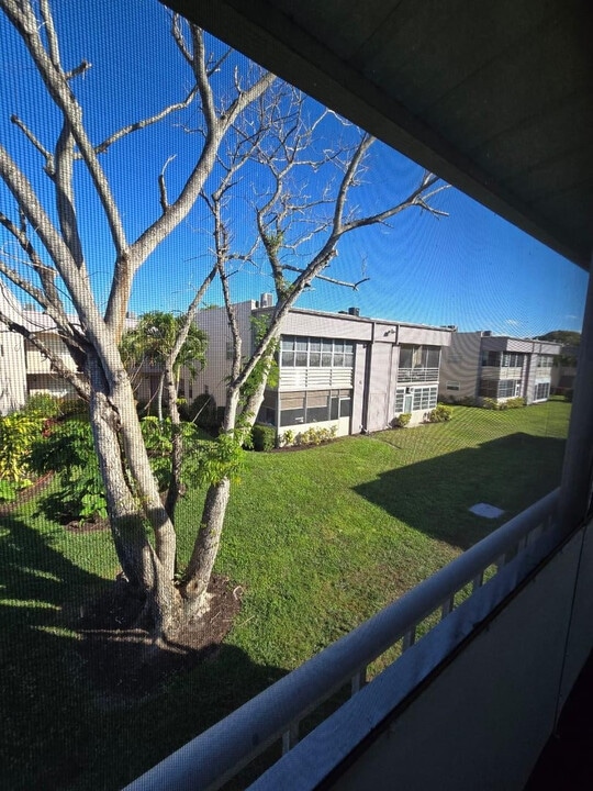 278 Flanders F in Delray Beach, FL - Building Photo