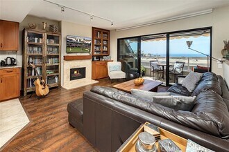 21771 Ocean Vista Dr in Laguna Beach, CA - Foto de edificio - Building Photo
