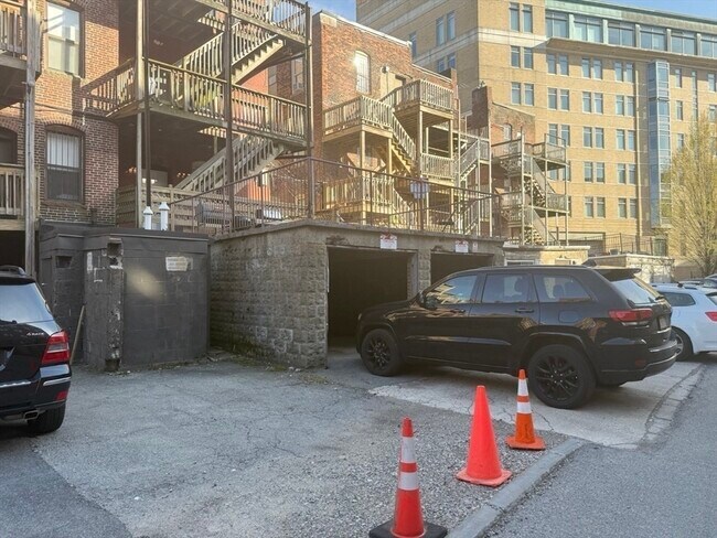 11 Vancouver St, Unit 2 in Boston, MA - Building Photo - Building Photo