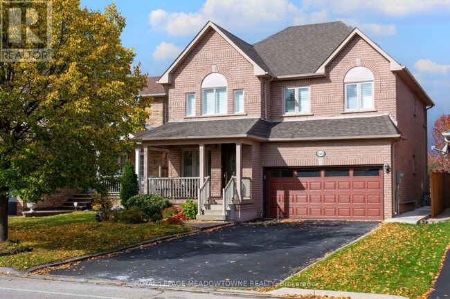 property at 3143 Innisdale Rd
