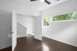 118 W Poindexter Dr in Charlotte, NC - Building Photo - Building Photo