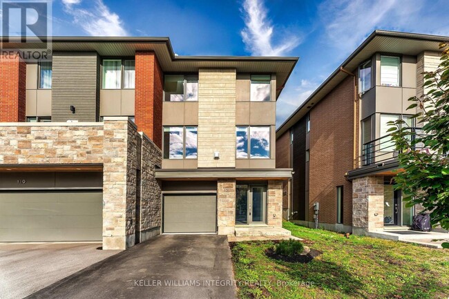 131 Boundstone Way in Ottawa, ON - Building Photo - Building Photo