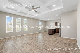 4100 La Vista Ave in McAllen, TX - Foto de edificio - Building Photo