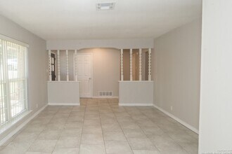 7103 Forest Mont St in San Antonio, TX - Building Photo - Building Photo