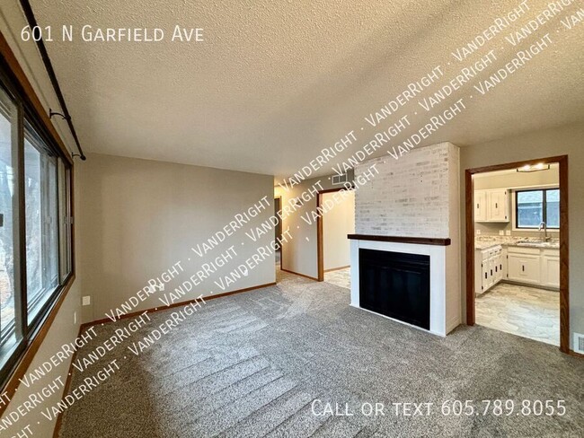 601 N Garfield Ave in Sioux Falls, SD - Building Photo - Building Photo