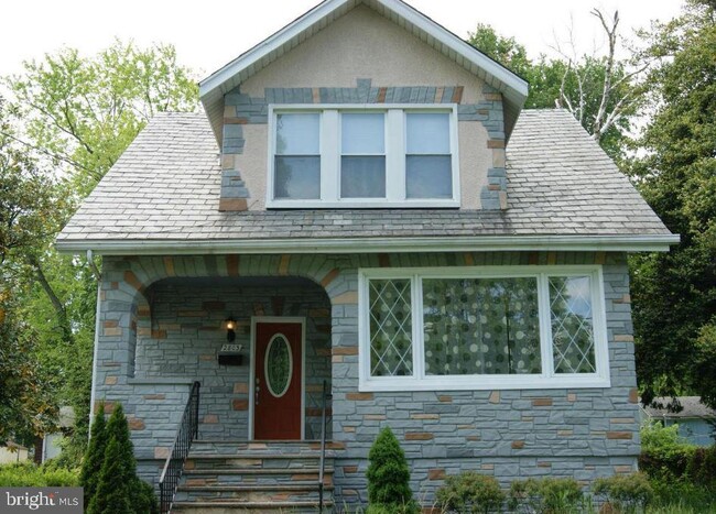 property at 2803 Berwick Ave