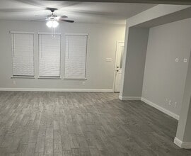 311 Smart Strike Ct in Granbury, TX - Building Photo - Building Photo