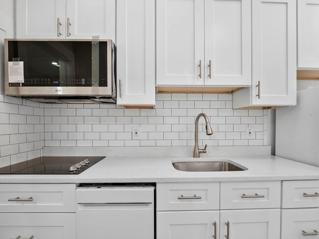 50 Columbus Ave, Unit 10 in Somerville, MA - Building Photo - Building Photo