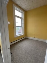 291 Main St-Unit -1 in Tilton, NH - Building Photo - Building Photo