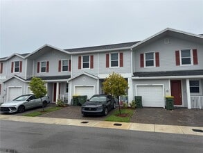 1780 SE 9th Ave in Florida City, FL - Foto de edificio - Building Photo