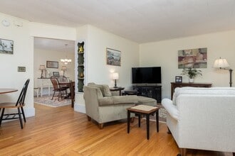 62 Rumford St in Concord, NH - Foto de edificio - Building Photo