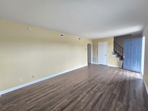 351 Peabody Dr in Clarksville, TN - Building Photo - Building Photo