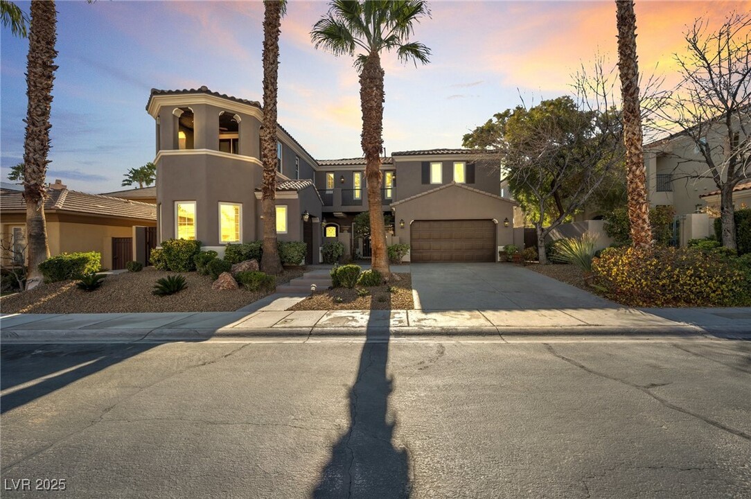 11319 Winter Cottage Pl in Las Vegas, NV - Building Photo