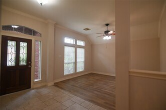 2313 Echo Harbor Dr in Pearland, TX - Building Photo - Building Photo