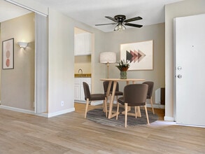 Park Hill in San Rafael, CA - Building Photo - Building Photo