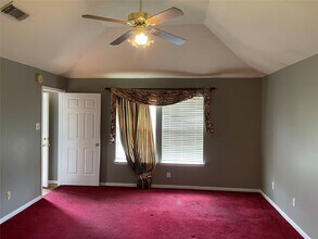 2922 Russett Pl W in Pearland, TX - Building Photo - Building Photo