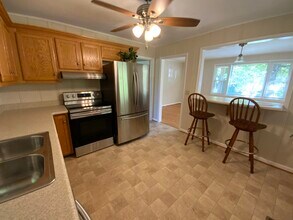 962 Draughon Dr in Greenbrier, TN - Building Photo - Building Photo