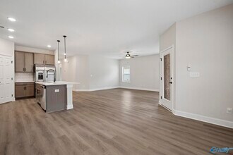 6242 Pisgah Dr NW in Huntsville, AL - Building Photo - Building Photo