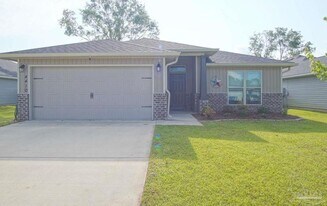 4410 Thistle Pine Ct in Milton, FL - Building Photo