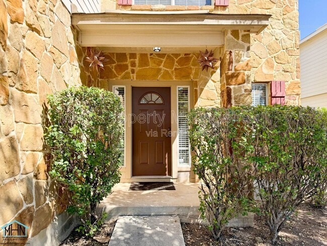 5630 Sendero Spring in San Antonio, TX - Building Photo - Building Photo