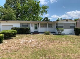 6236 Autlan Dr in Jacksonville, FL - Building Photo