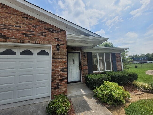 524 Washington St, Unit 524 B