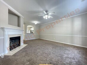 205 Hamlet Park Dr in Morrisville, NC - Building Photo - Building Photo