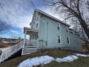 16 Mentor St in Westbrook, ME - Building Photo - Building Photo