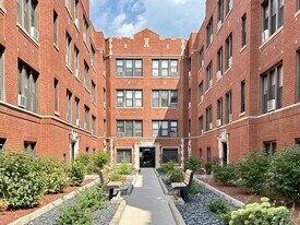 3946 N Janssen Ave in Chicago, IL - Building Photo