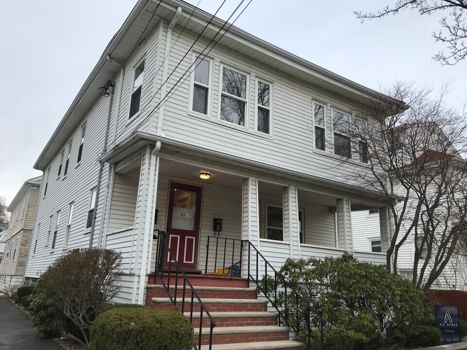 43 Hamilton St in Medford, MA - Foto de edificio