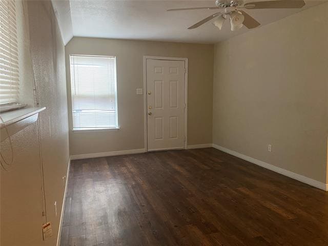 619 Arbor Ln in Lancaster, TX - Building Photo