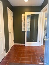 8 Crossroads Ln in Avon, CT - Building Photo - Building Photo