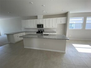 5659 Del Coronado Dr in Apollo Beach, FL - Building Photo - Building Photo