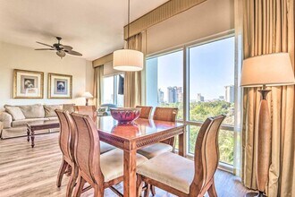 5000 S Sandestin Blvd in Miramar Beach, FL - Building Photo - Building Photo