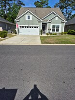 386 Bumble Cir in Murrells Inlet, SC - Building Photo