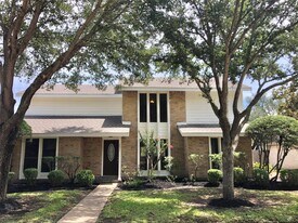 2831 Pecan Ridge Dr in Sugar Land, TX - Building Photo