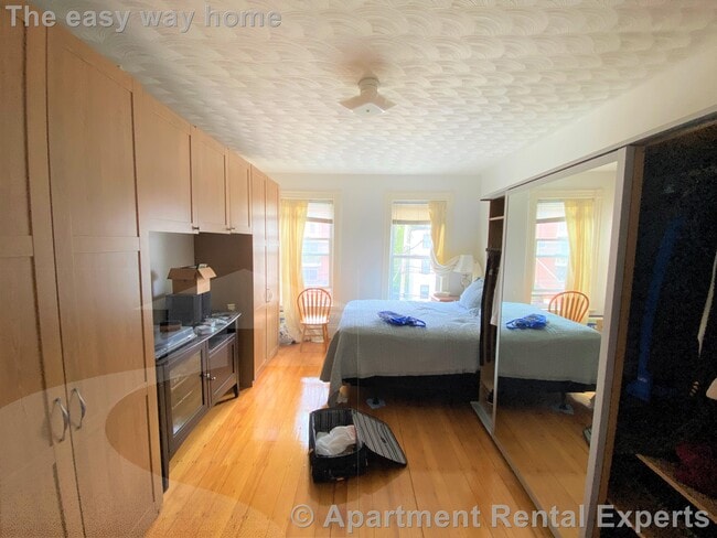 250 Beacon St, Unit #3L