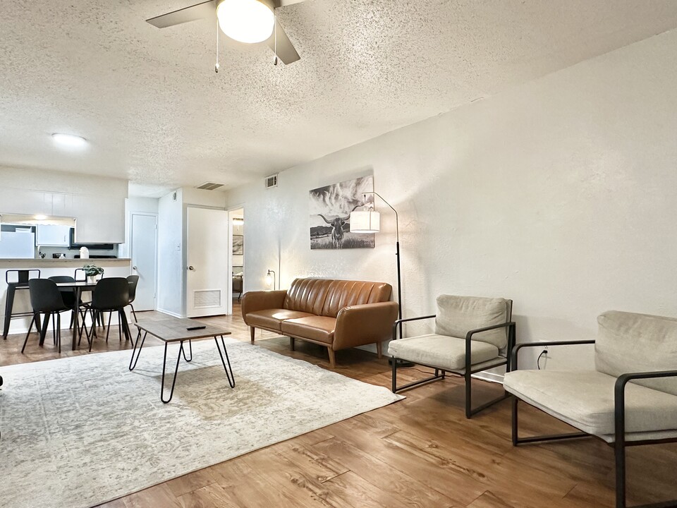 Marian Condos in Austin, TX - Foto de edificio