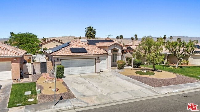 69730 Mccallum Way in Cathedral City, CA - Building Photo - Building Photo