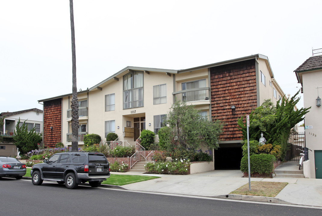 1115 9th St in Santa Monica, CA - Building Photo