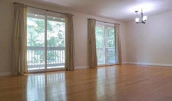 15 Lordvale Blvd in Grafton, MA - Building Photo